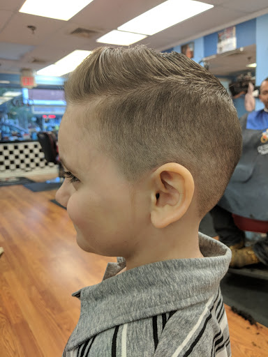 Barber Shop «Quisqueya Barber Shop», reviews and photos, 29 W Blackwell St, Dover, NJ 07801, USA