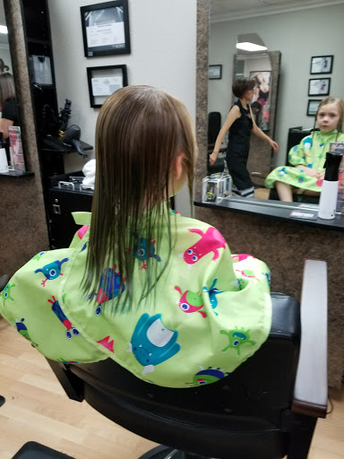 Day Spa «Versailles Salon and Day Spa», reviews and photos, 1010 N Central Ave, Tracy, CA 95376, USA