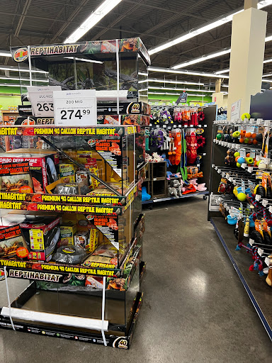 Pet Supply Store «Petco Animal Supplies», reviews and photos, 264 Dillon Ridge Way, Dillon, CO 80435, USA