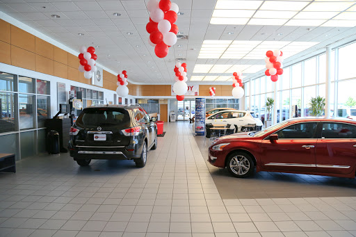 Used Car Dealer «Gunn Nissan», reviews and photos, 750 NE Interstate 410 Loop, San Antonio, TX 78209, USA