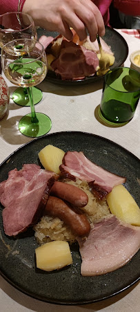 Choucroute d'Alsace du Restaurant de spécialités alsaciennes Caveau Morakopf à Niedermorschwihr - n°9