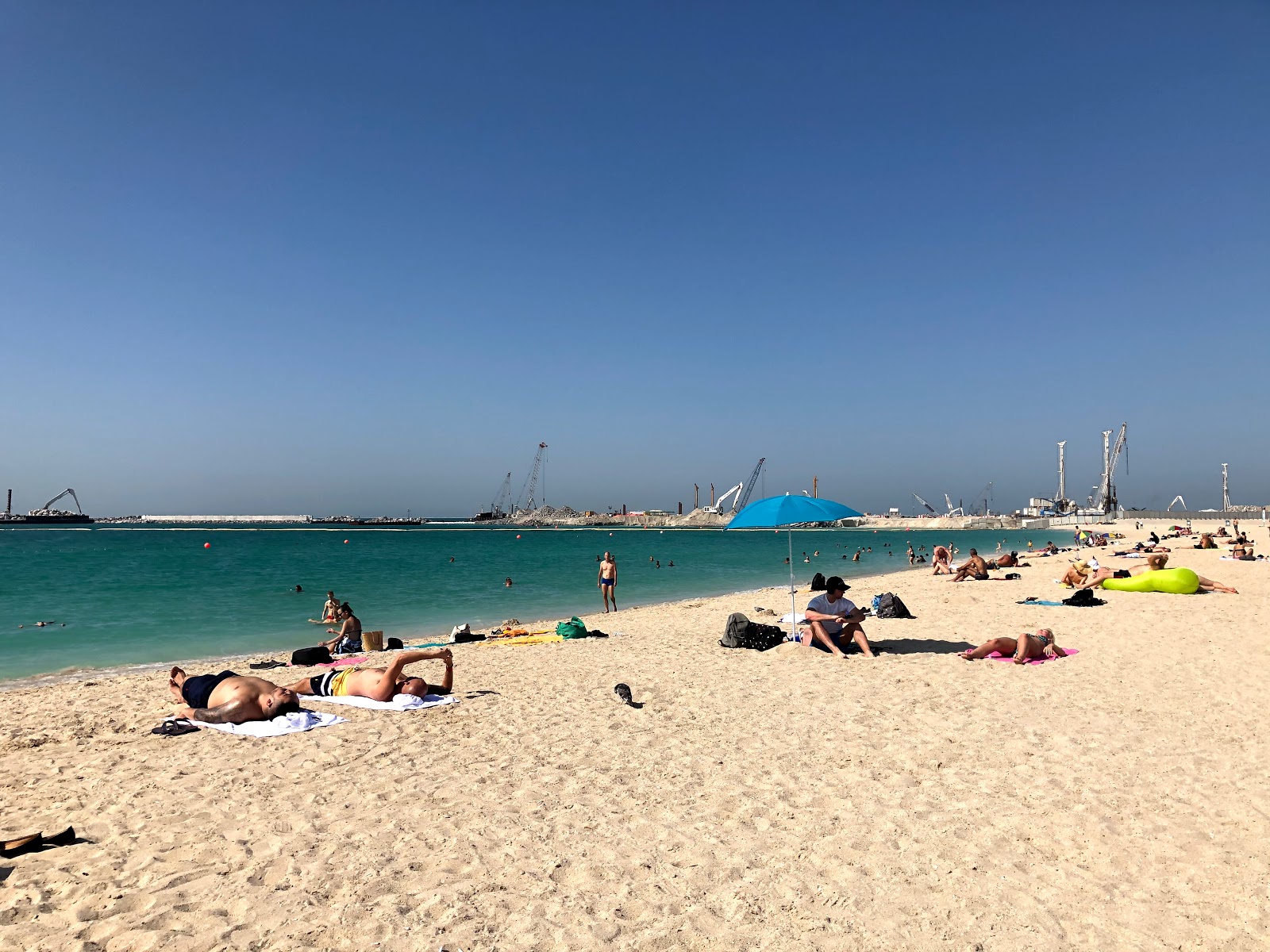 Photo of Jumeira Public beach with turquoise pure water surface