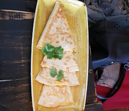 Tilting Heads Taco Cafe and Margarita Bar photo
