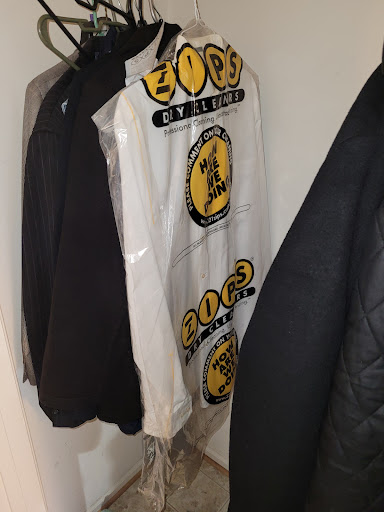 Dry Cleaner «ZIPS Dry Cleaners», reviews and photos, 53 Doc Stone Rd, Stafford, VA 22556, USA