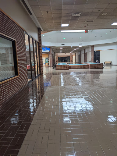 Shopping Mall «Village Center Mall», reviews and photos, 400 Village Center Rd, Harlan, KY 40831, USA