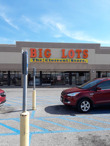 Discount Store «Big Lots», reviews and photos, 3200 Irvin Cobb Dr, Paducah, KY 42003, USA
