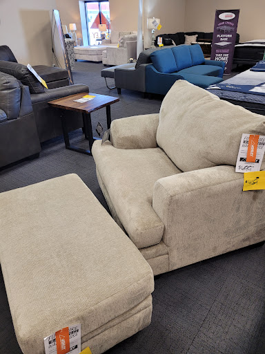 Furniture Store «Furniture and Mattress Warehouse», reviews and photos, 12386 Felch St, Holland, MI 49424, USA