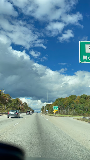 Liquor Store «Highpoint Liquors», reviews and photos, 2 Connector Rd, Westborough, MA 01581, USA