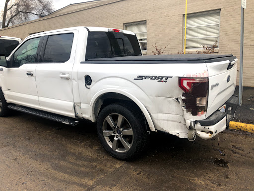 Auto Body Shop «Cole Street Collision», reviews and photos, 2340 Cole St, Birmingham, MI 48009, USA