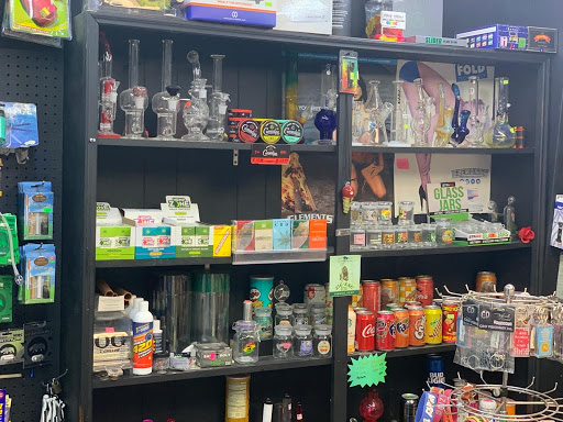 Tobacco Shop «Amsterdam Smoke Shop», reviews and photos, 510 W Court St, Seguin, TX 78155, USA