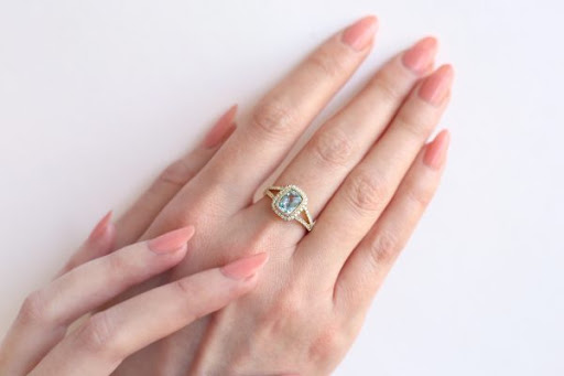 Jewelry Store «Argo & Lehne Jewelers», reviews and photos, 3100 Tremont Rd, Columbus, OH 43221, USA