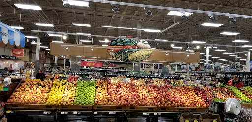 Grocery Store «Fred Meyer», reviews and photos, 6100 E Lake Sammamish Pkwy SE, Issaquah, WA 98029, USA