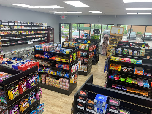 Tobacco Shop «Smoke Hut Smoke Shop», reviews and photos, 11902 Blue Ridge Boulevard g, Grandview, MO 64030, USA