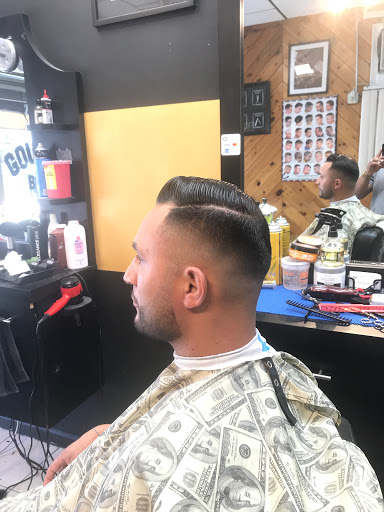 Barber Shop «Goldstar Barber Shop», reviews and photos, 12212A 18th Ave, College Point, NY 11356, USA