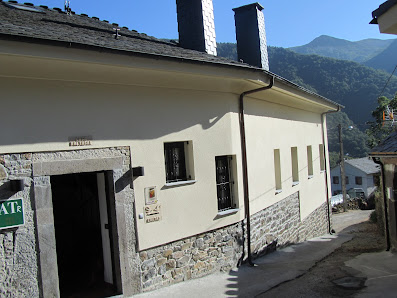 Apartamentos Casa Baltasar - Turismo Rural 33811 Monasterio de Hermo, Asturias, España