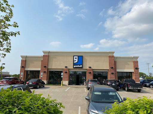 Goodwill Retail Store of St. Peters – Mid Rivers, 620 Mid Rivers Mall Dr, St Peters, MO 63376, USA, 