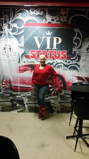 Bar «The Social Club Lounge and Event Venue», reviews and photos, 4419 Crossroads Center, Columbus, OH 43232, USA