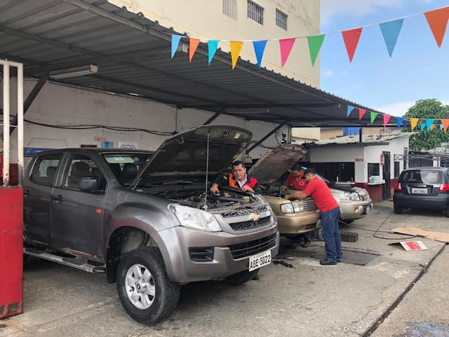 Opiniones de SERVICIO AUTOMOTRIZ HERNAN en Guayaquil - Taller de reparación de automóviles