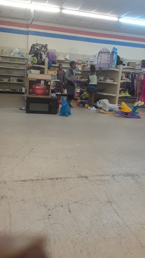 Thrift Store «Salvation Army Rehabilitation», reviews and photos, 4555 Pechin St, Philadelphia, PA 19128, USA