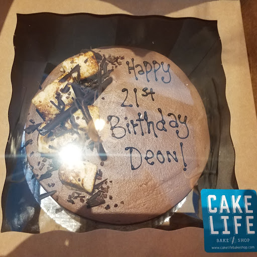 Cake Shop «Cake Life Bake Shop», reviews and photos, 1306 Frankford Ave, Philadelphia, PA 19125, USA