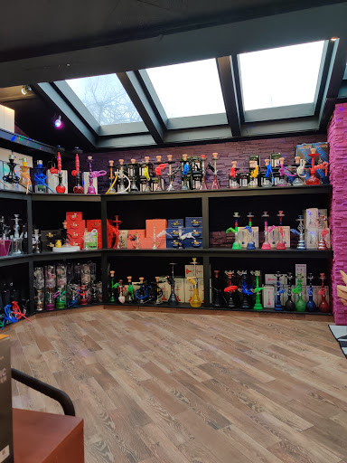 Tobacco Shop «Evergreen Tobacco», reviews and photos, 306 E Green St, Champaign, IL 61820, USA