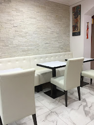 Photo n°17 de Réouverture de votre restaurant Bouffe ivoire. à Montreuil ()