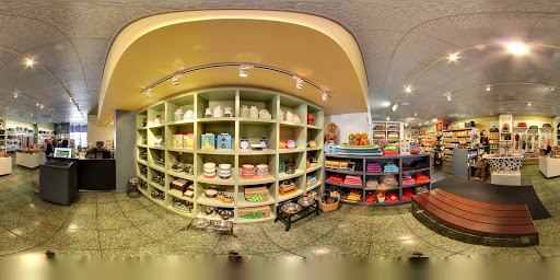 Pet Store «Muttropolis La Jolla», reviews and photos, 7755 Girard Ave, La Jolla, CA 92037, USA