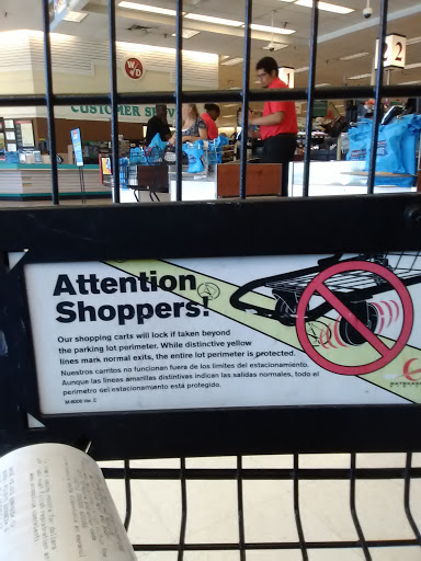 Grocery Store «Winn-Dixie», reviews and photos, 1347 E Vine St, Kissimmee, FL 34744, USA