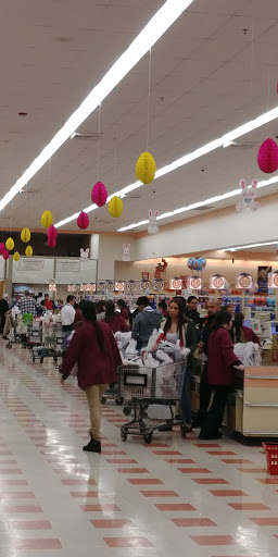 Shopping Mall «Northgate Shopping Center», reviews and photos, 300 Squire Rd, Revere, MA 02151, USA