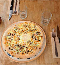 Photo n°18 de OKJA - Pizzeria & Cocktails à Lyon 7 à Lyon ()