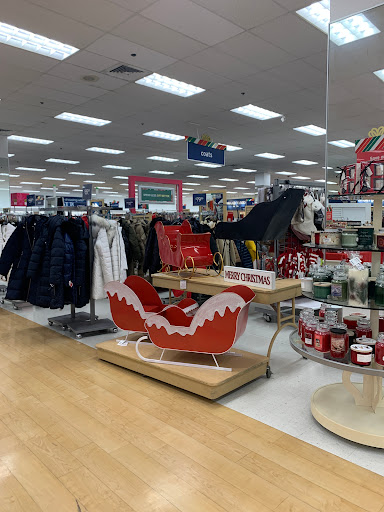 Department Store «Marshalls», reviews and photos, 1399 N Shore Rd, Revere, MA 02151, USA