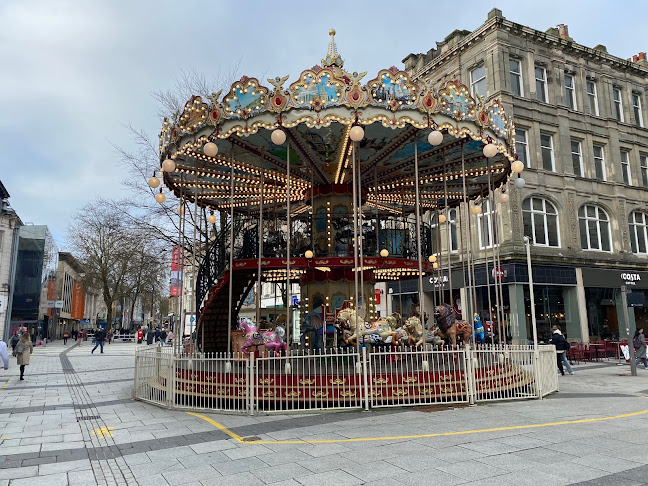 Carousel in Queen Street