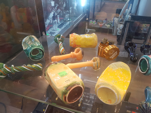 Tobacco Shop «Trendsetter of Harvey», reviews and photos, 16657 Halsted St, Harvey, IL 60426, USA