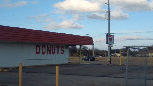 Donut Shop «Donut Plaza», reviews and photos, 1745 N Country Club Rd, Garland, TX 75040, USA
