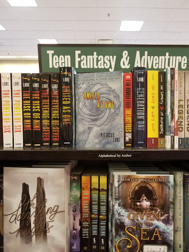 Book Store «Barnes & Noble», reviews and photos, 1738 Hill Rd N, Pickerington, OH 43147, USA