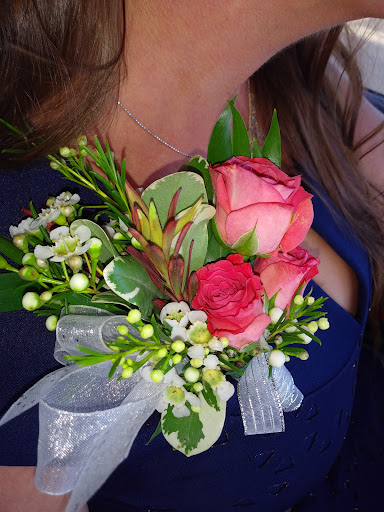 Florist «Kameo Flower Shop, Inc», reviews and photos, 111 S 2nd St, Yakima, WA 98901, USA