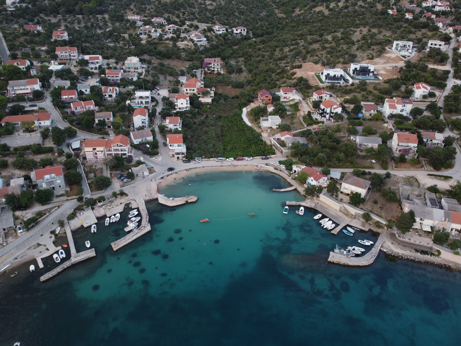 Foto von Jebodrom beach - beliebter Ort unter Entspannungskennern