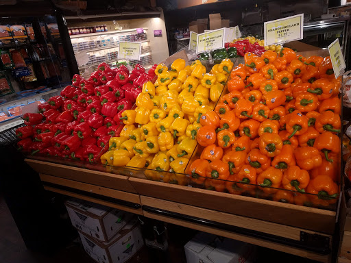 Grocery Store «Chestnut Grocery», reviews and photos, 700 Myrtle Ave, Brooklyn, NY 11205, USA