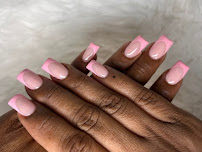 LE CACHE HAIR & NAIL SALON - Photo 3 - Car repair in Newark, NJ, Hartford