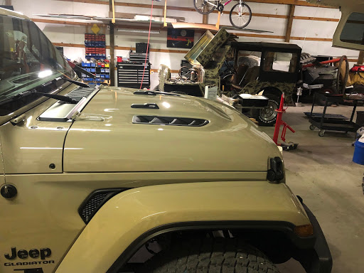 Auto Body Shop «Accurate Autobody & Glass», reviews and photos, 5550 S Garnett Rd, Tulsa, OK 74146, USA