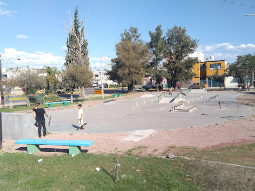 Cacahuate Skatepark DIY