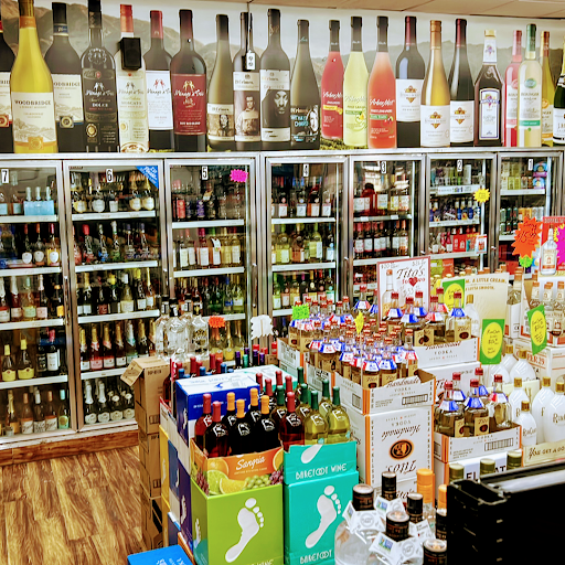 Liquor Store «D & M Liquor Store», reviews and photos, 595 Ralph David Abernathy Blvd, Atlanta, GA 30312, USA