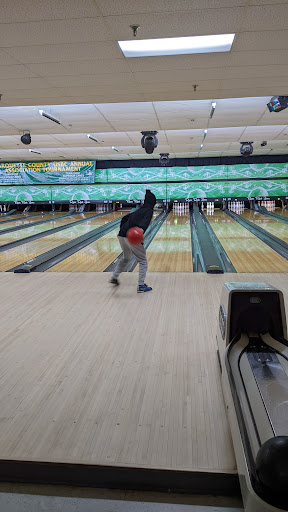 Bowling Alley «River Rock Lanes and Banquet Center», reviews and photos, 1011 N Rd, Ishpeming, MI 49849, USA