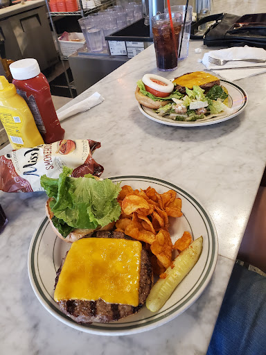 American Restaurant «Star Drug Store», reviews and photos, 510 23rd St, Galveston, TX 77550, USA