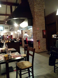 Atmosphère du Restaurant de grillades à la française Courtepaille à Saint-Apollinaire - n°17