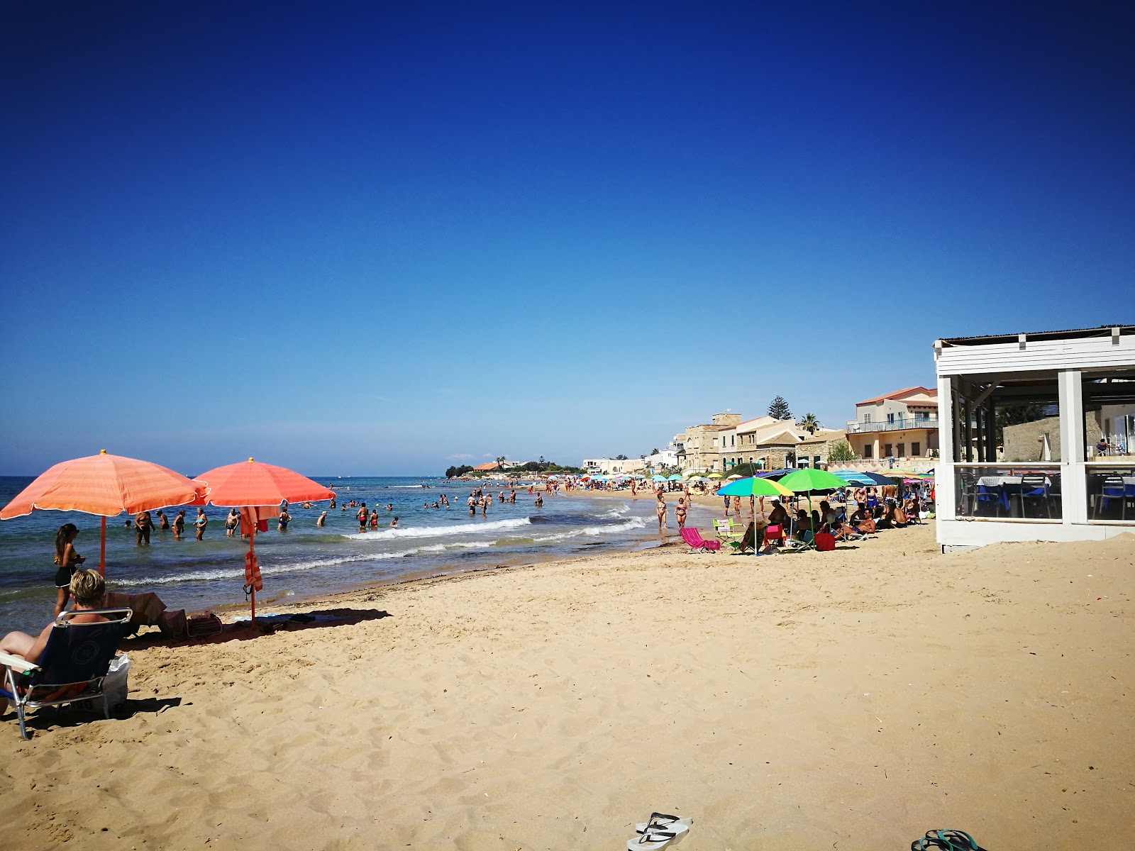 Spiaggia di Montalbano'in fotoğrafı imkanlar alanı
