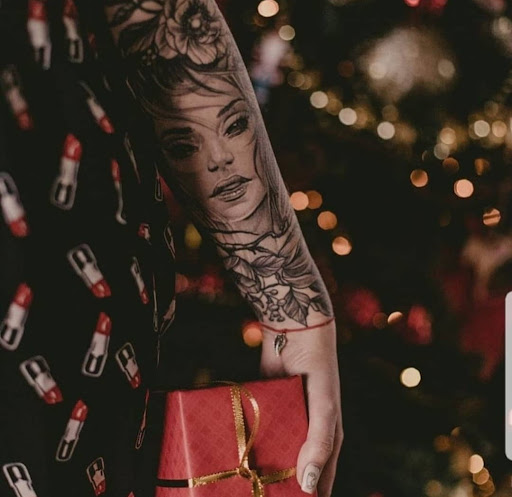 Tattoo Shop «Tattoo Galaxy~Willow Grove Piercing & Tattoos», reviews and photos, 50 York Rd, Willow Grove, PA 19090, USA