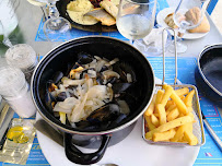 Moules-frites du Restaurant Le Parasol à Royan - n°3
