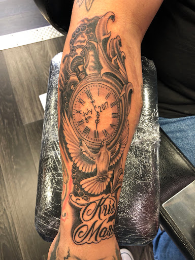 Explore rastafari tattoo ideas, creative tattoo ideas in Bridgeport, available at Breaking skin tattoo and body piercing