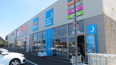 Cash Piscines à Idron